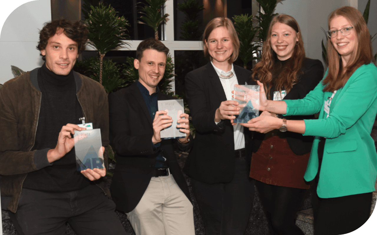 2022 hat der dfv erstmals fünf junge Menschen für ihre herausragende journalistische Leistung als "Media Rookies" ausgezeichnet.